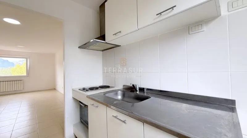 Departamento de TRES ambientes en VENTA!