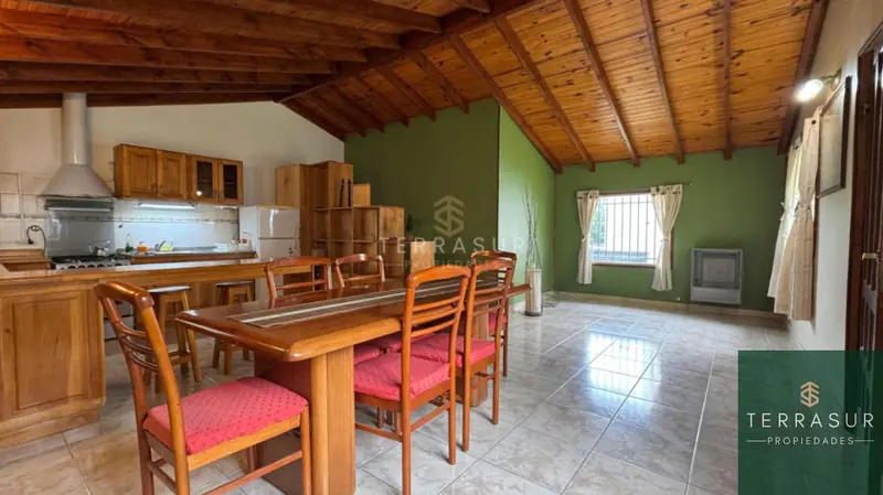 Casa en venta de 2 dormitorios c/ cochera en Ushuaia