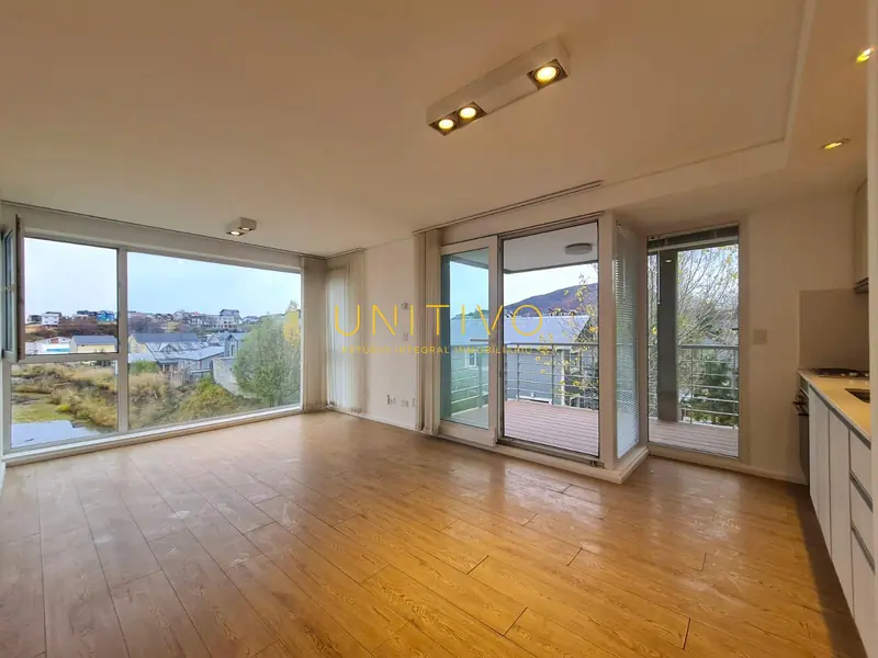 Departamento en Alquiler en Ushuaia - ALQUILER - DEL PIPO 2450, Ed. del BOSQUE P1