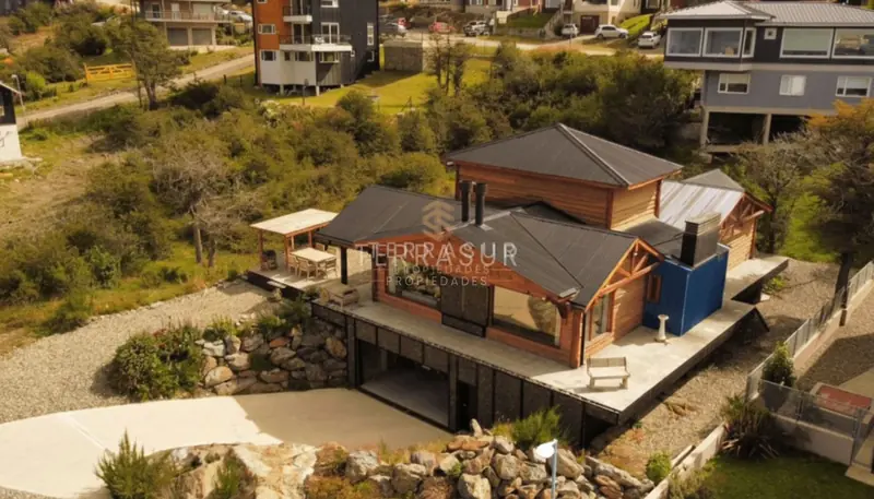 Venta – Casa Los Ñires 3937 – Ushuaia