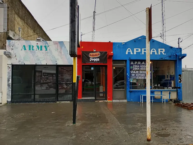 🔴VENTA – LOCALES + CASA – BARRIO CENTRO📍