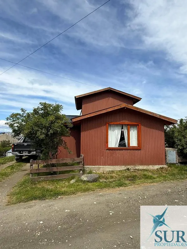 Casa en venta c/ cochera en Ushuaia