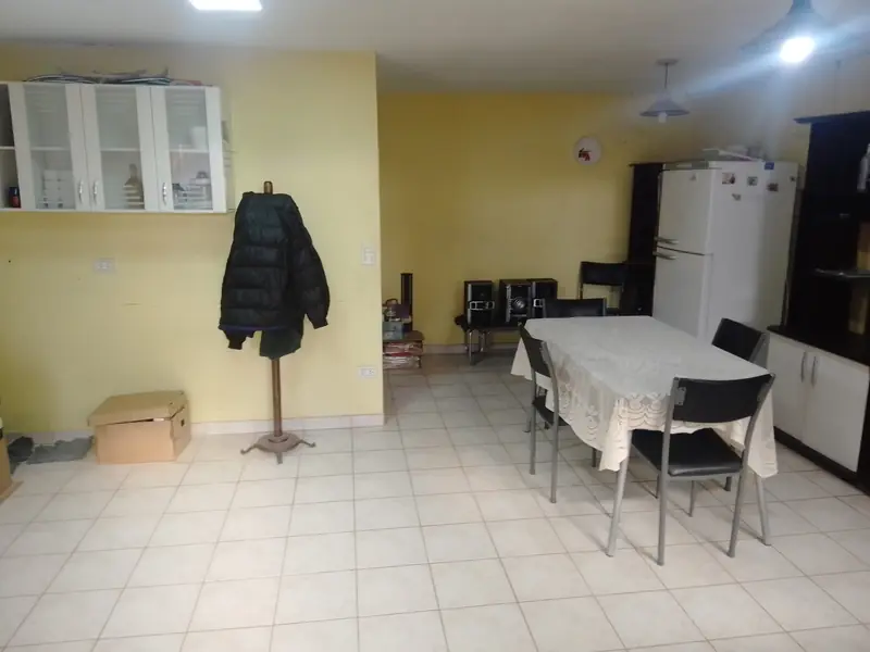 🔴 VENTA – CASA 2 DORMITORIOS – BARRIO CENTRO📍