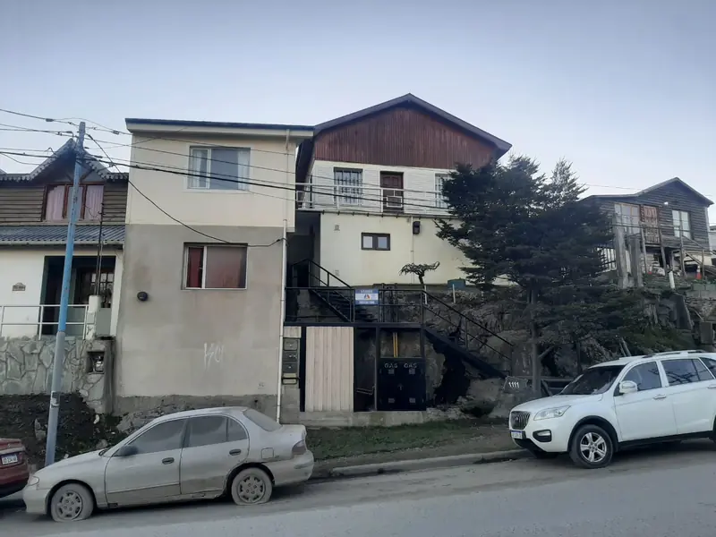 🔴 VENTA – CASA + DEPTOS – USHUAIA 📍
