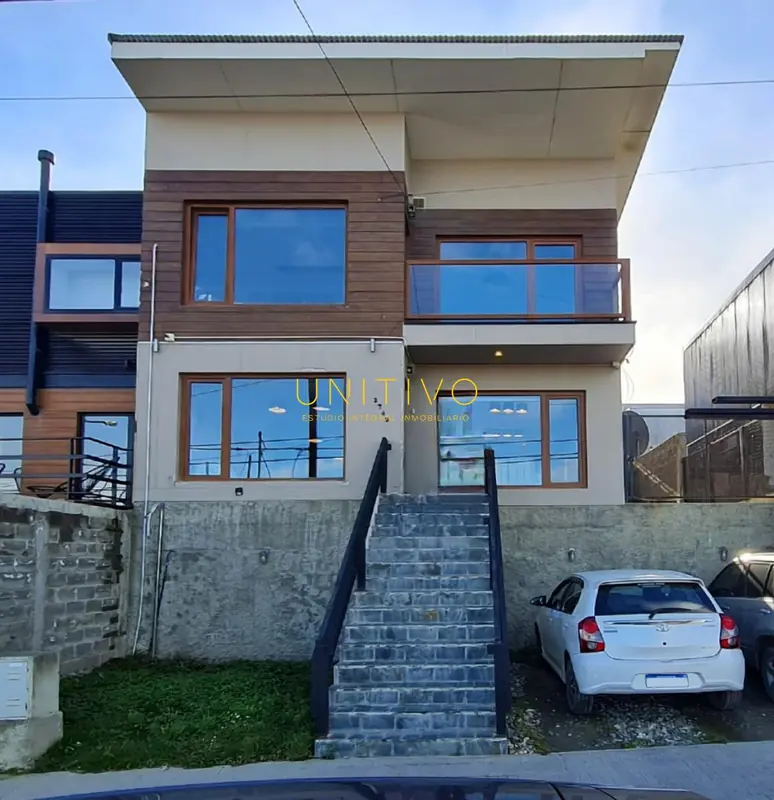 Casa en Venta en Ushuaia - VENTA - BAHIA TORITO al 2700