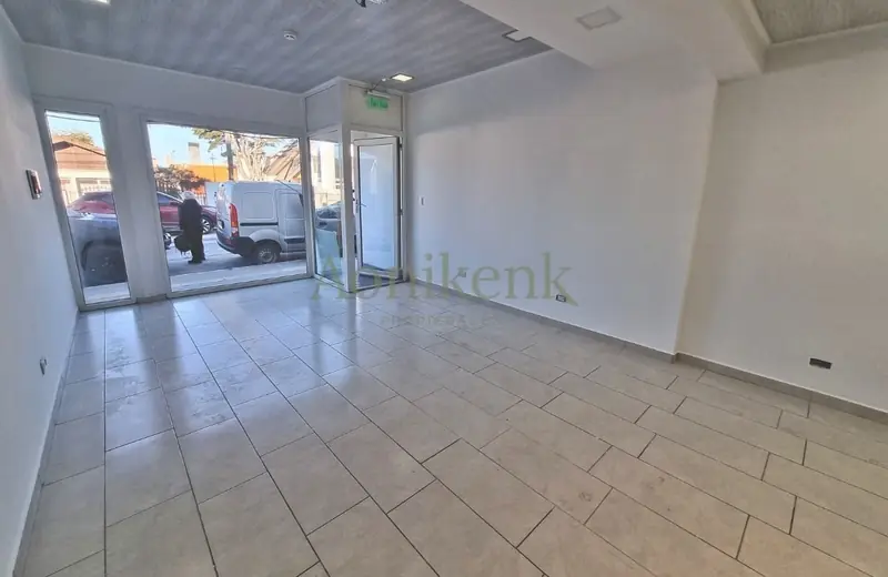 LOCAL COMERCIAL – KUANIP 187