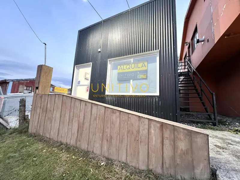 Local en Alquiler en Ushuaia - ALQUILER - Akainik  678