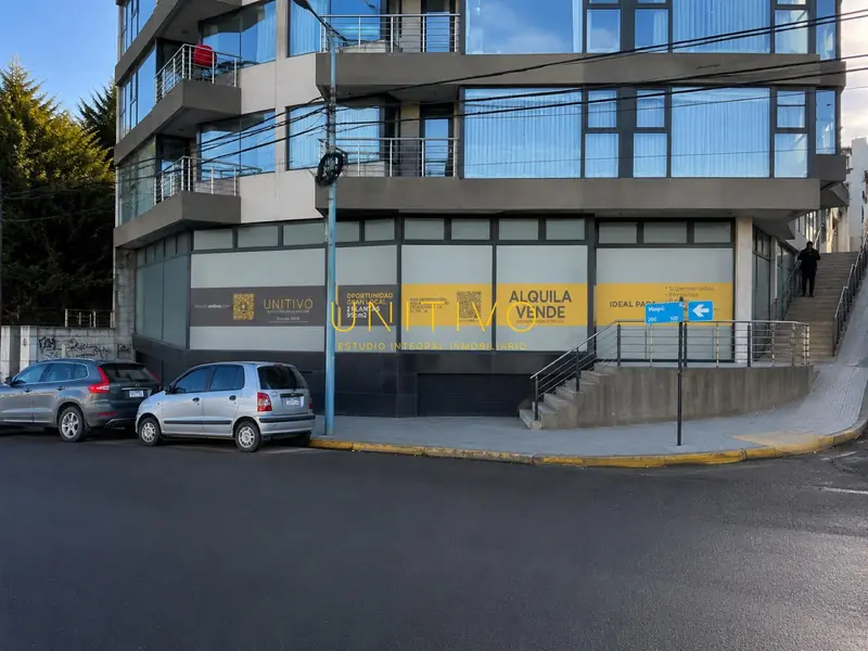 Local en Venta-Alquiler en Ushuaia - VENTA y ALQUILER - Maipu al 100