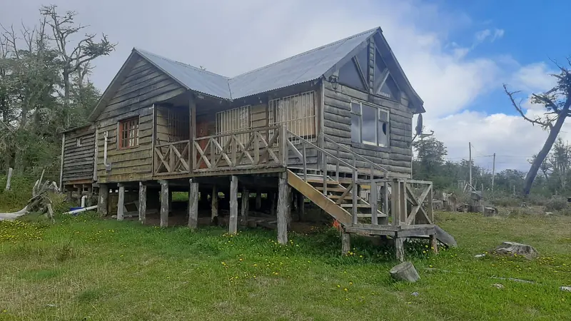 🔴 VENTA – CABAÑA RURAL- TOLHUIN📍